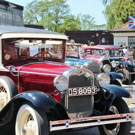 Vstupenka do muzea Brooklands: dráha, letadla, autobusy