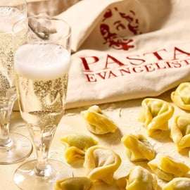 Pastaworkshop in Londen met prosecco en antipasti