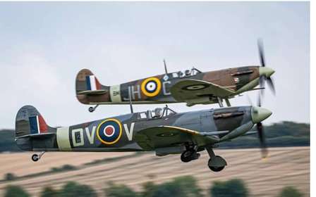 Duxford IWM Air Museum Private Day London Hotel Pickup Option