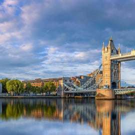 Rejs po Tamizie: Westminster – Tower Bridge z komentarzem
