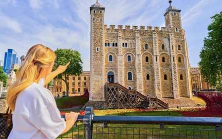 London: Express Tower of London Tour with Crown Jewels