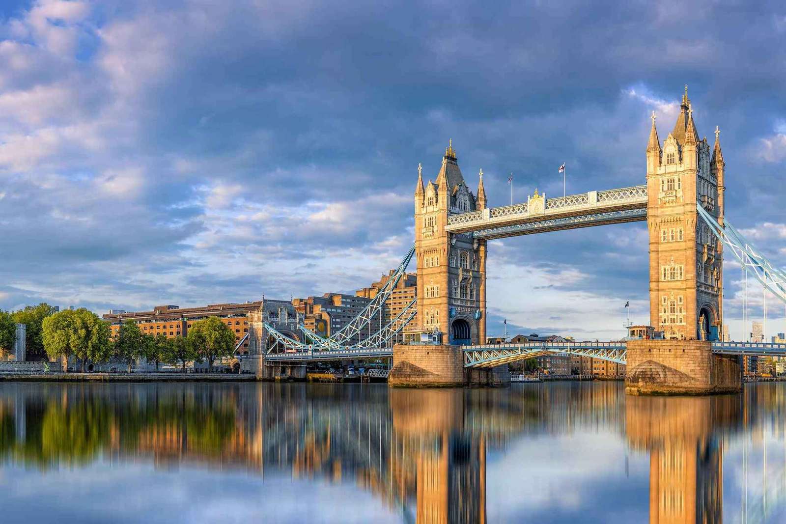 Rejs po Tamizie: Westminster – Tower Bridge z komentarzem