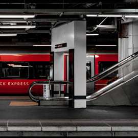 Gatwick Express Train: Non-Stop to London Victoria