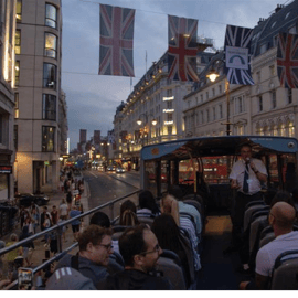 London: Christmas Lights by Night rundtur med öppen toppbuss