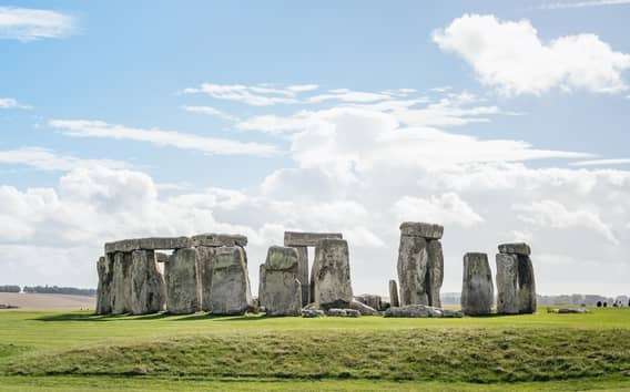 London: Full-Day Windsor, Stonehenge, and Oxford Tour