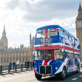 Afternoon tea bustour door Londen in een Routemaster