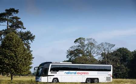 Londres: Traslado en autobús desde/hacia el aeropuerto de Stansted hasta el centro de Londres