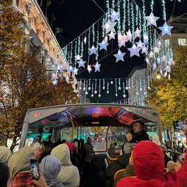 London: Christmas Lights by Night rundtur med öppen toppbuss