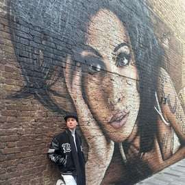 Amy Winehouse-séta Camden Townban