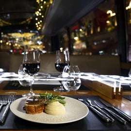 London: 6-Course Gourmet Dinner on a Luxury Coach