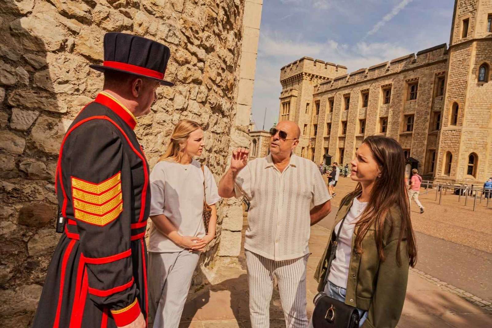 Londyn: Tower of London Tour z klejnotami koronnymi i Beefeaters